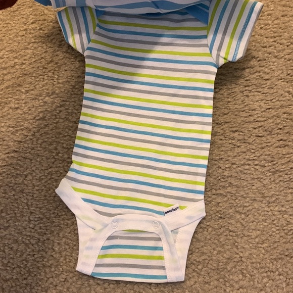Gerber 4 Pack Short Sleeved Onesie Bodysuits - Picture 7 of 11